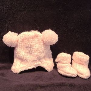 Winter Hat and booties